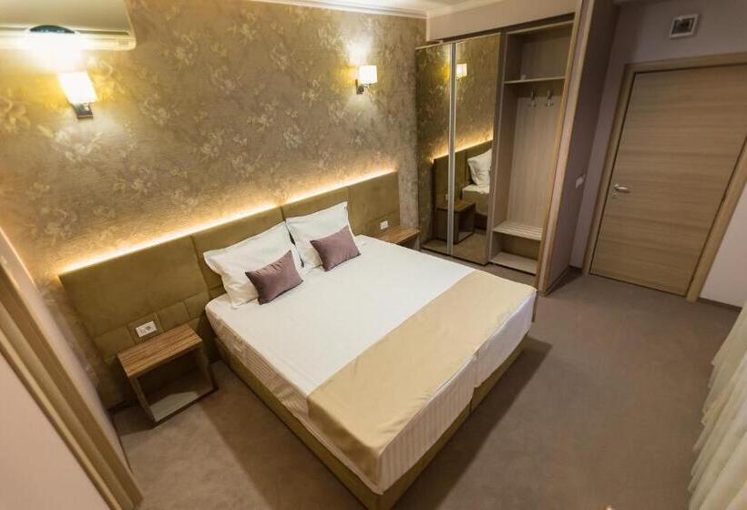 Номер Премиум, Orient Braila