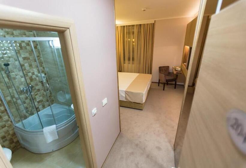 Номер Премиум, Orient Braila