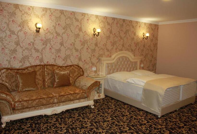 سوییت لوکس, Orient Braila