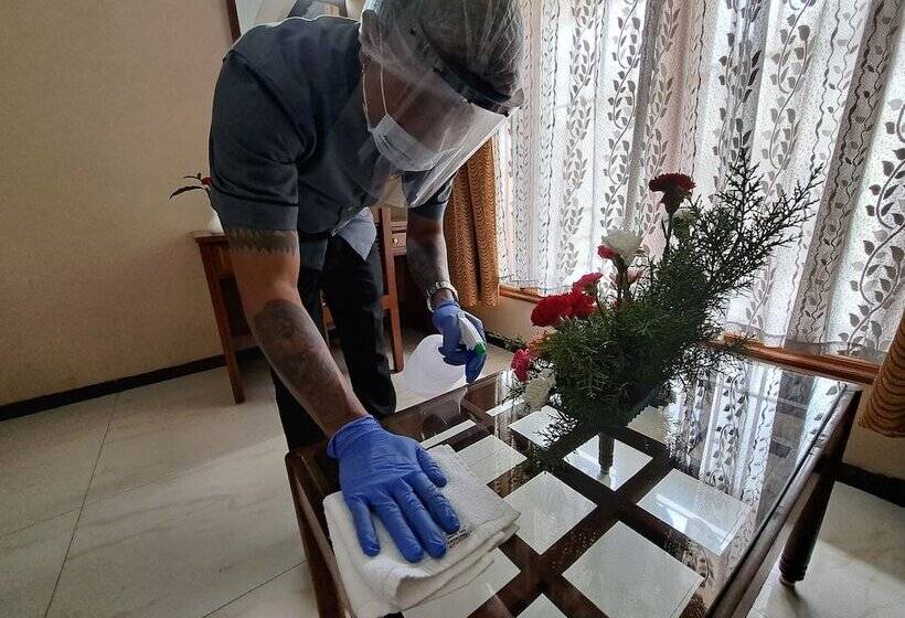 Номер Deluxe, Preethi Classic Towers