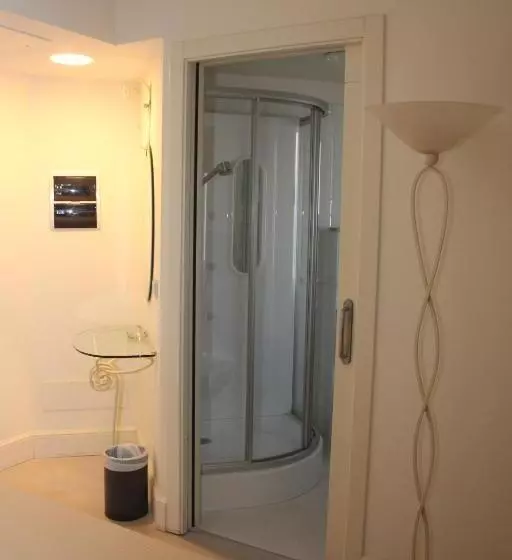 اتاق استاندارد, Sirolo