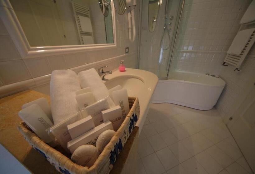 سوییت جونیور, Sirolo