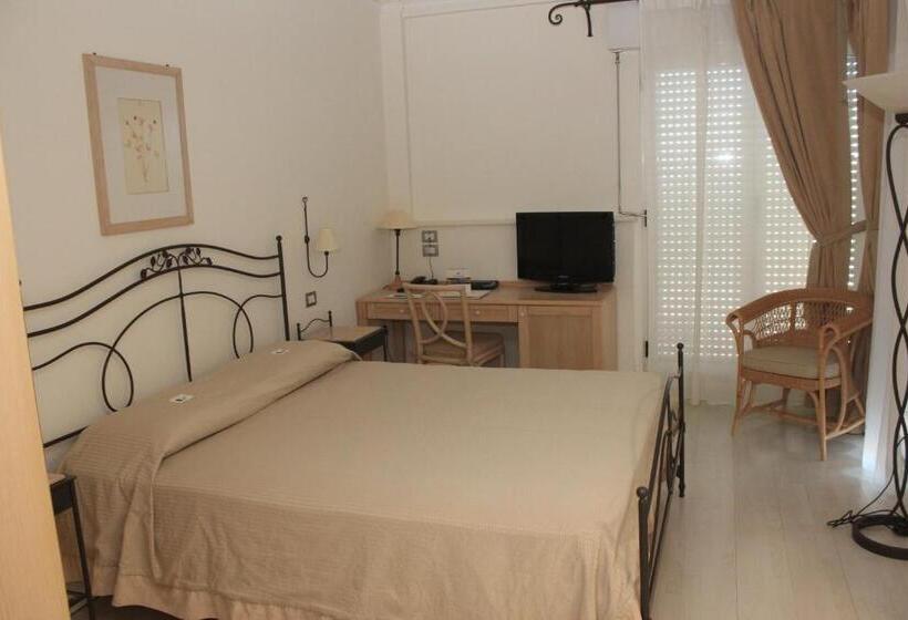 اتاق استاندارد, Sirolo