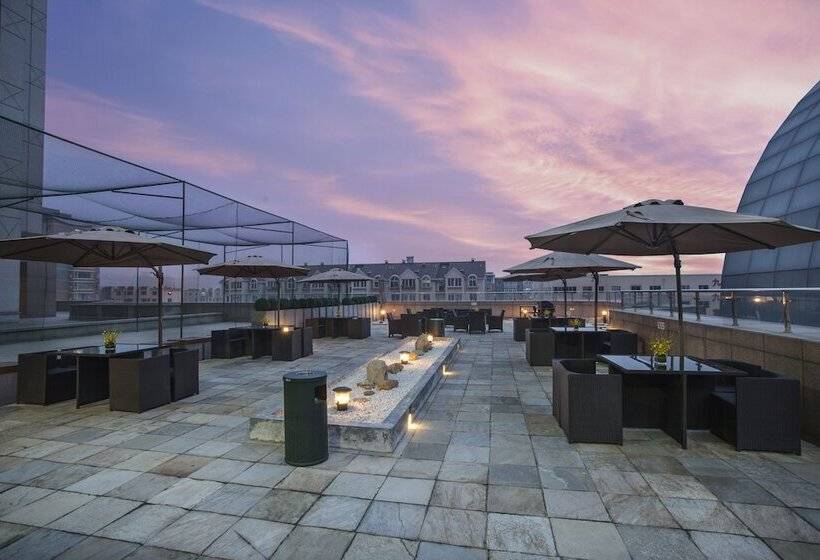 两卧行政公寓, Somerset Grand Central Dalian