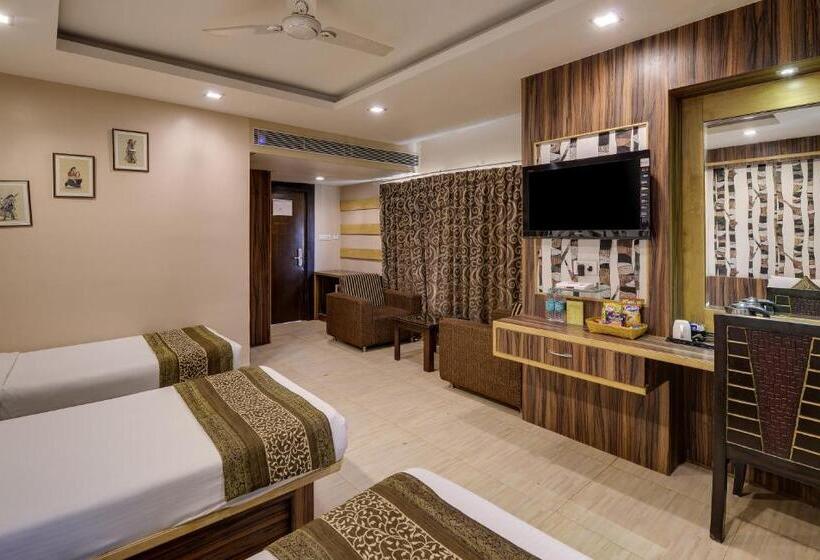 デラックスルーム, The Royal Melange Beacon