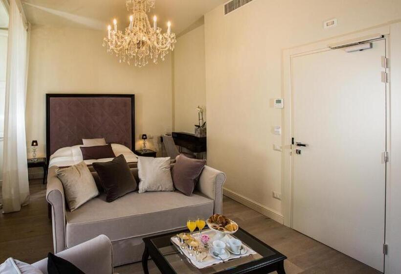 Люкс, Boutique Hotel Villa Giulia