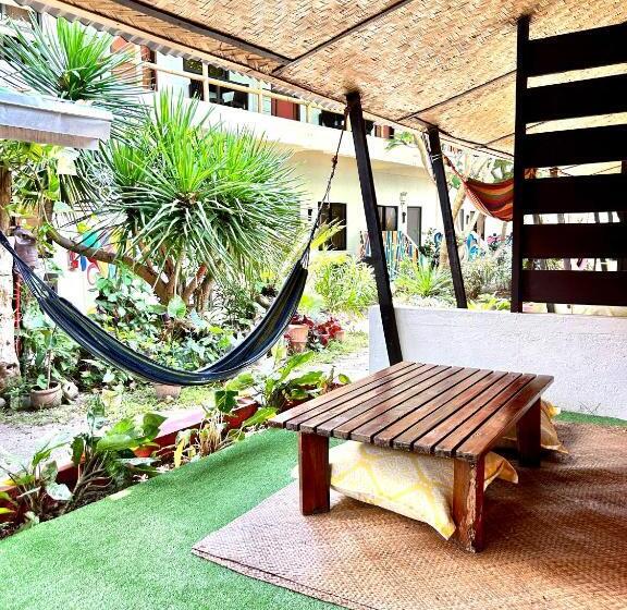 Háromágyas Standard Szoba, Lazy Dog Bed & Breakfast