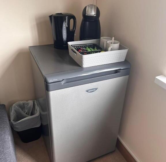 جناح سرير كينج, The Lamb Of Rhos