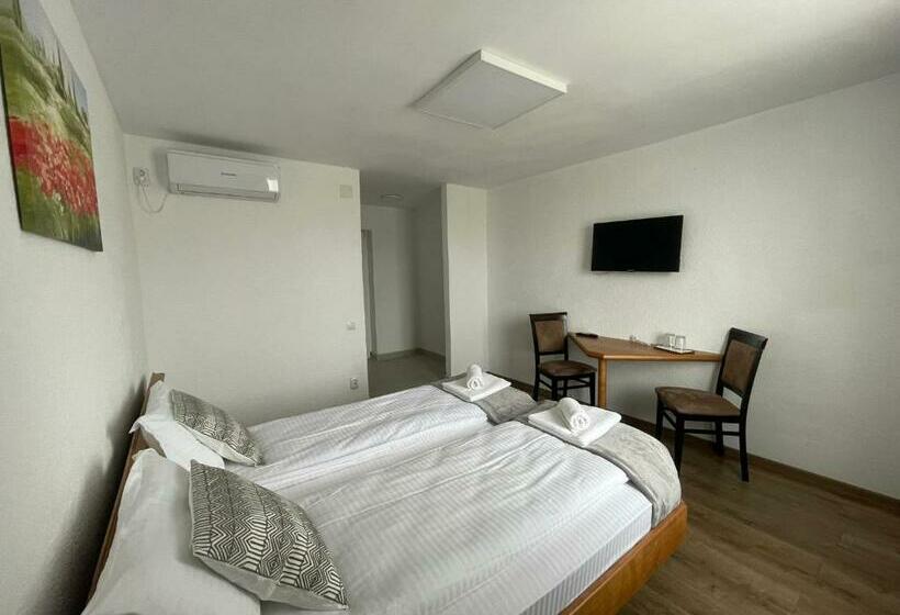 スタンダードルーム, Myda