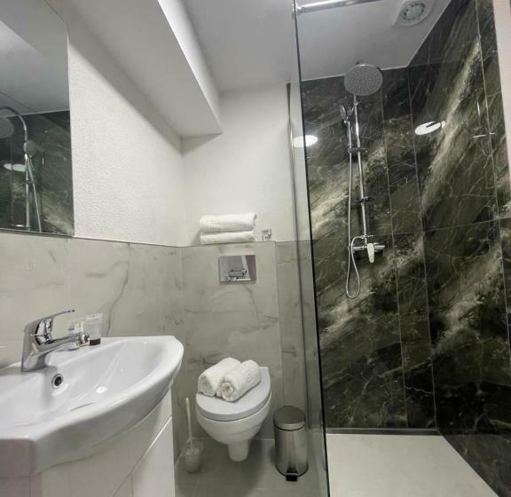 スタンダードルーム, Myda