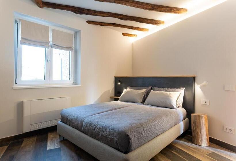 חדר דחוקס עם מיטת קינג, Agriturismo Il Medeghino