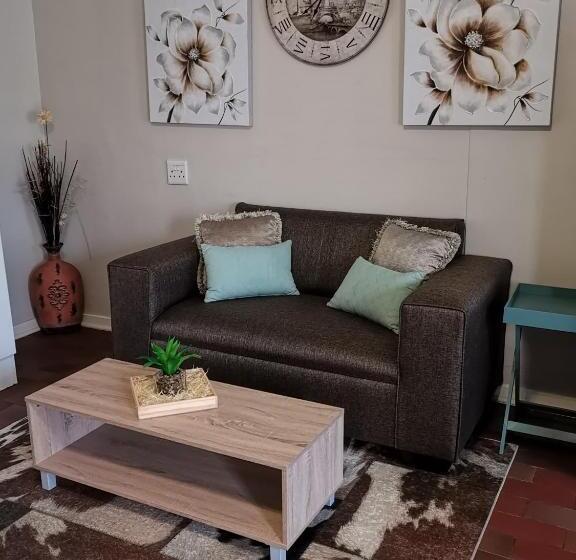 غرفة ديلوكس, Dr M Beauty Lounge And Guest House