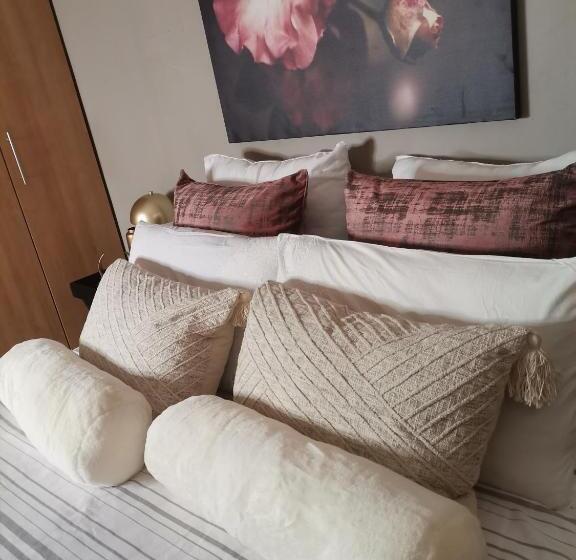 غرفة قياسية, Dr M Beauty Lounge And Guest House