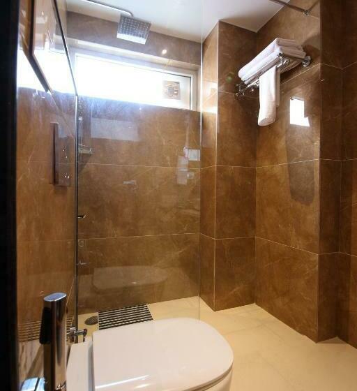 デラックスルーム, Holy Vivasa