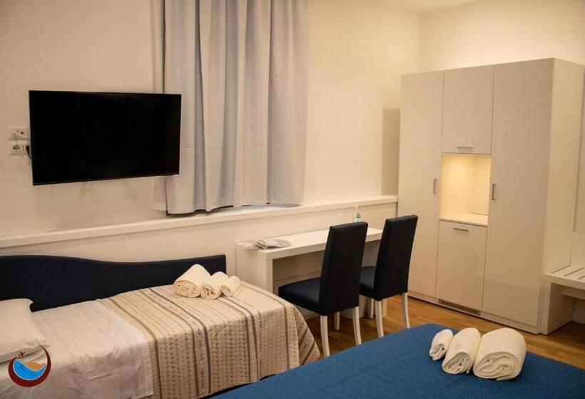 اتاق استاندارد سه نفره, Beauty House Via Veneto