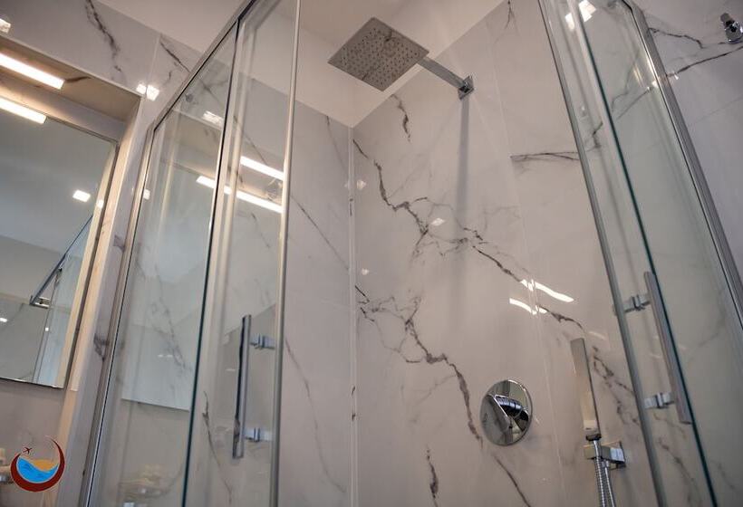 اتاق استاندارد سه نفره, Beauty House Via Veneto
