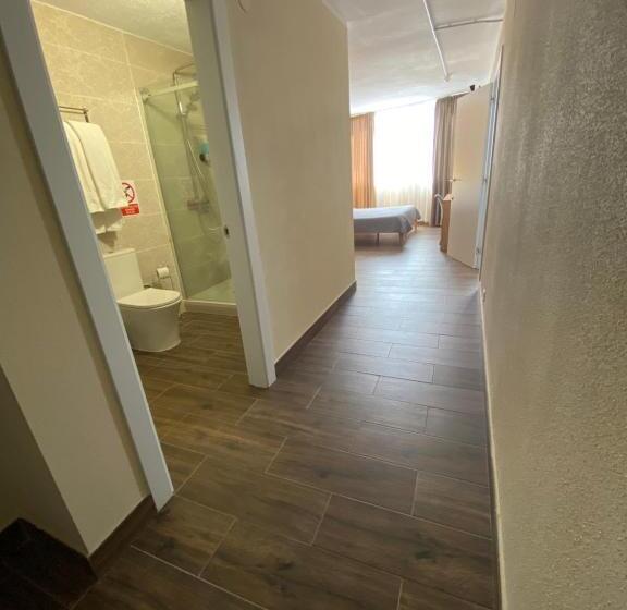 اتاق لوکس, El Patio Hostal