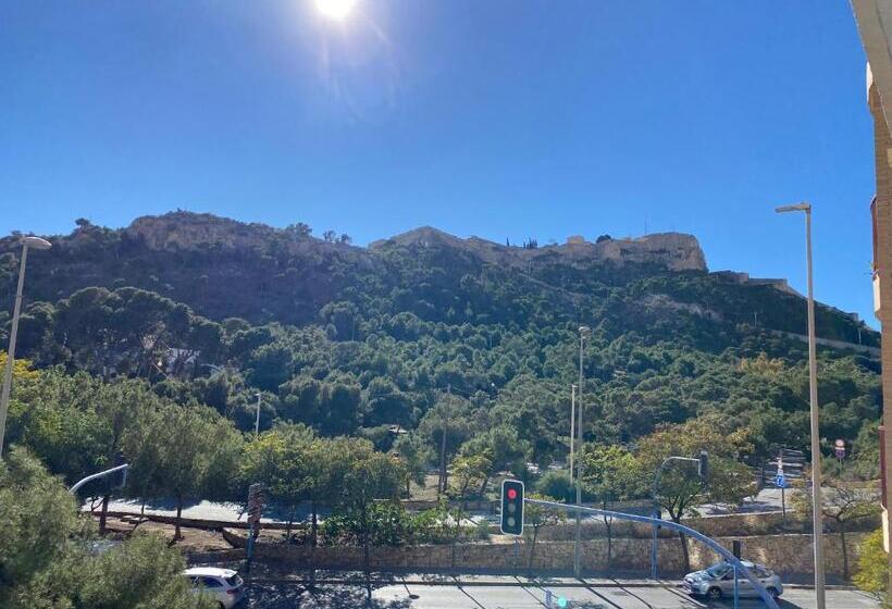 اتاق لوکس, El Patio Hostal