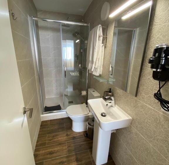 اتاق لوکس, El Patio Hostal