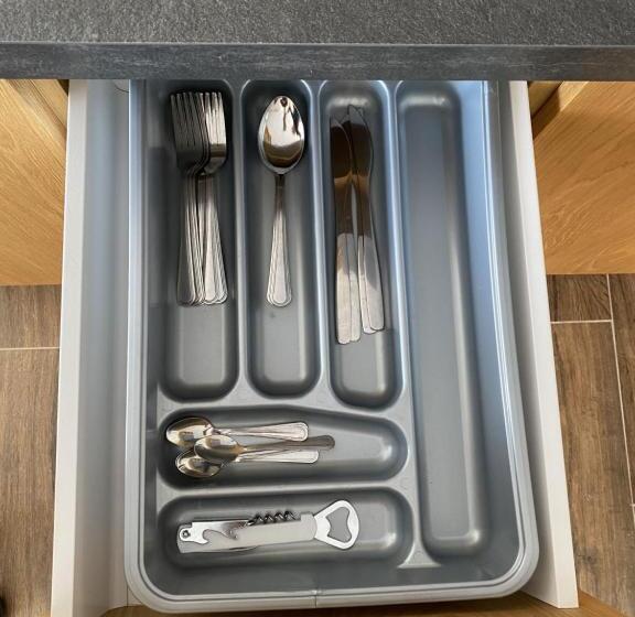 استودیوی لوکس, El Patio Hostal