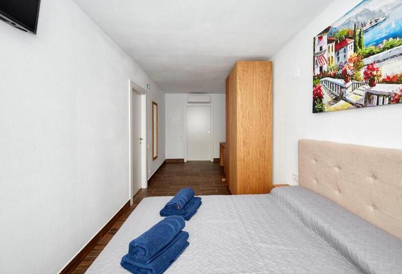 اتاق سوپریور, El Patio Hostal