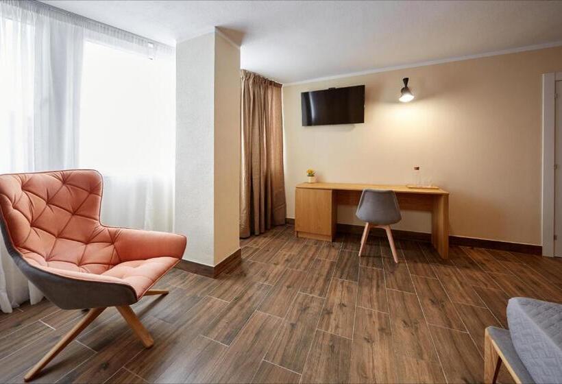 اتاق لوکس, El Patio Hostal