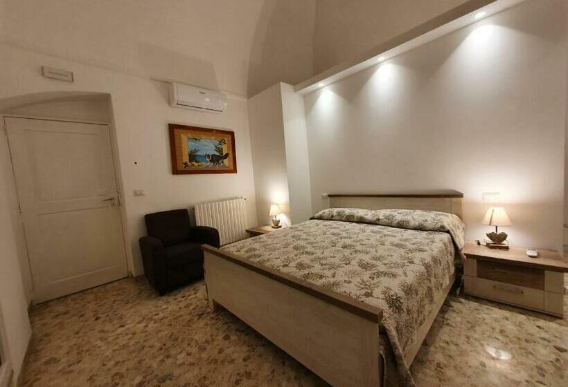 Standart Oda, Stella Maris