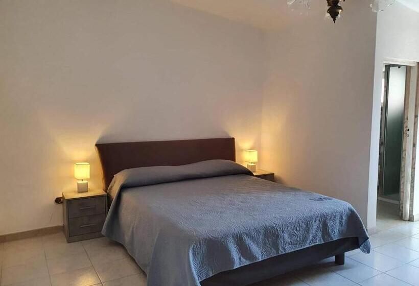 Standart Oda, Stella Maris