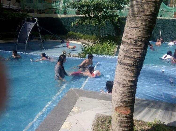 דירת שני חדרים, San Remo Oasis 2br Gusbek Condo Unit Rental