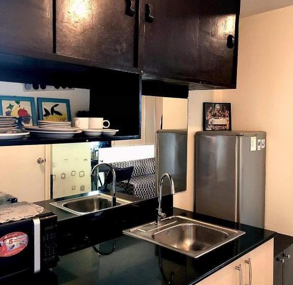 جناح عائلي, Wind Staycation Suites