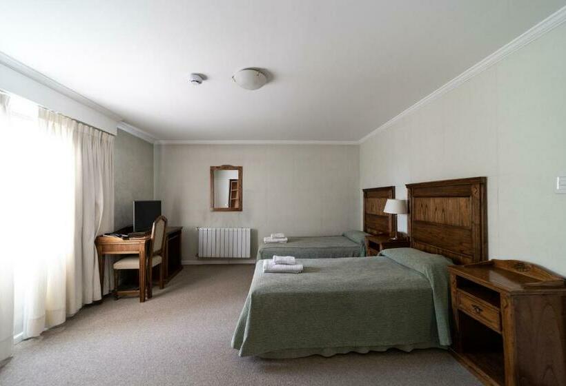 غرفة قياسية, 349 Suites