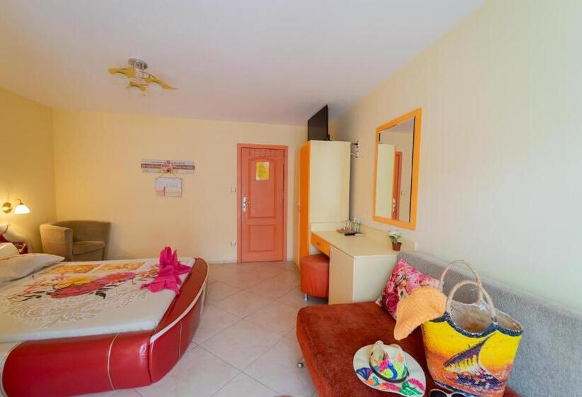 חדר משפחתי, Boutique Guest House  Sofia