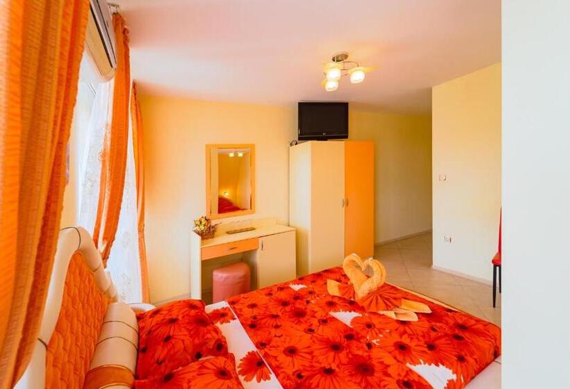 家庭间侧面带海景, Boutique Guest House Sofia