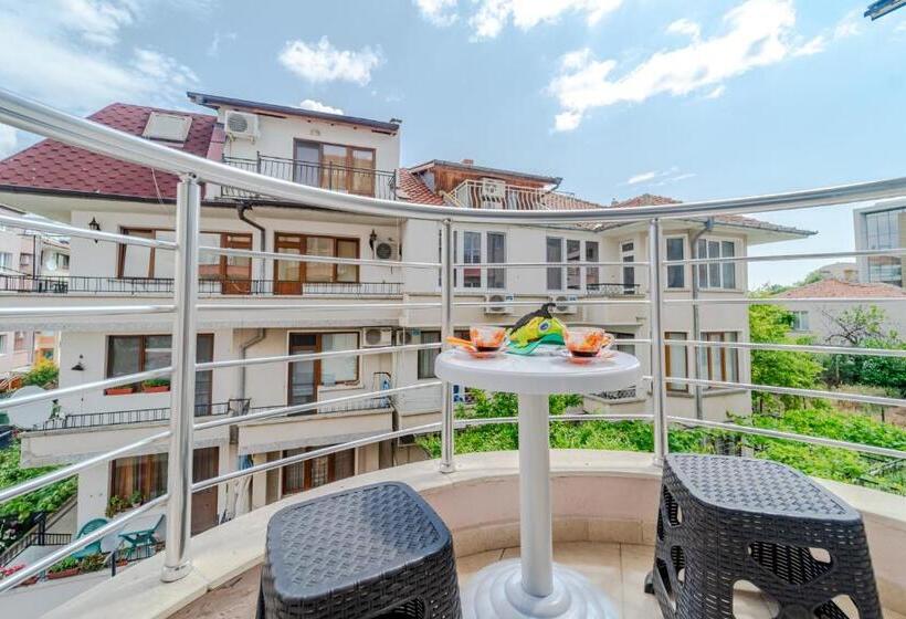 标准间带阳台, Boutique Guest House Sofia