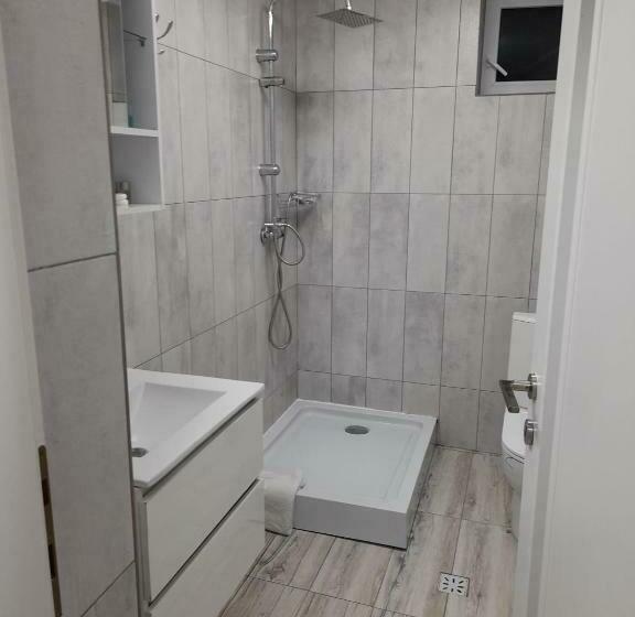 סוויטה משפחתית, Casa Morarului