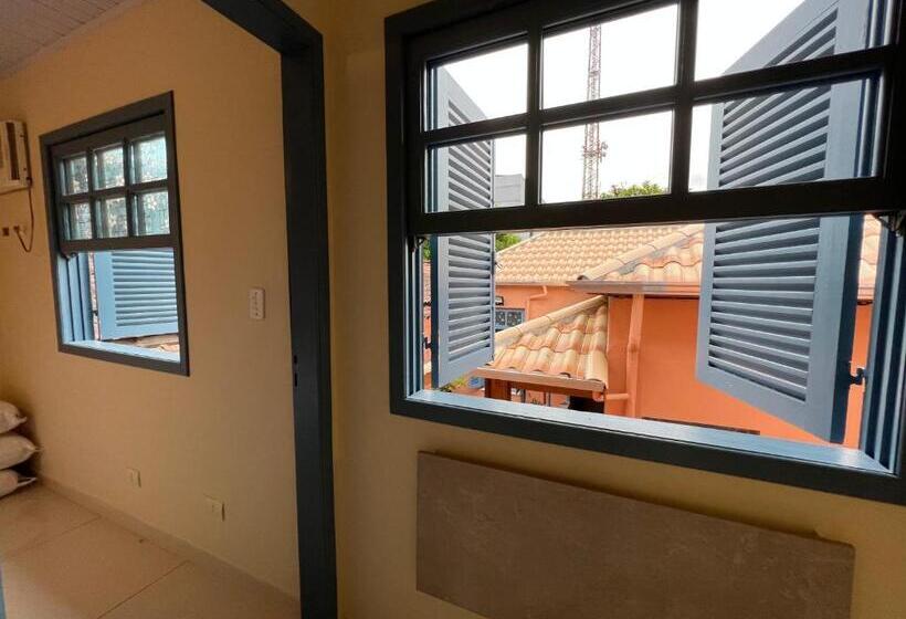 デラックススタジオ, Hostel El Caminito Lgbtqiapn Plus