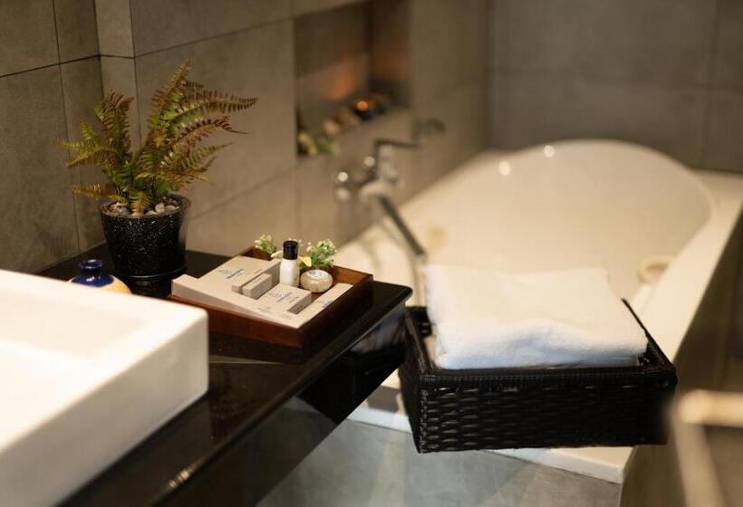 Люкс Premium 2 Спальни, Maradha Colombo