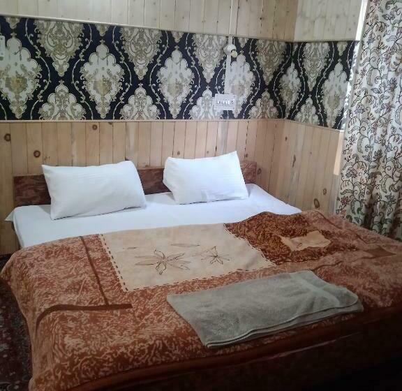 Номер Deluxe, Rainbow Palace Pahalgam