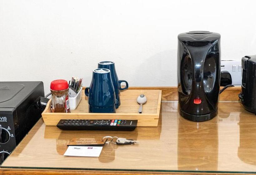 غرفة قياسية رباعية, Aisling Guest House