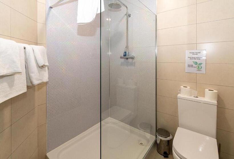 Quarto Triplo Estandar, Aisling Guest House