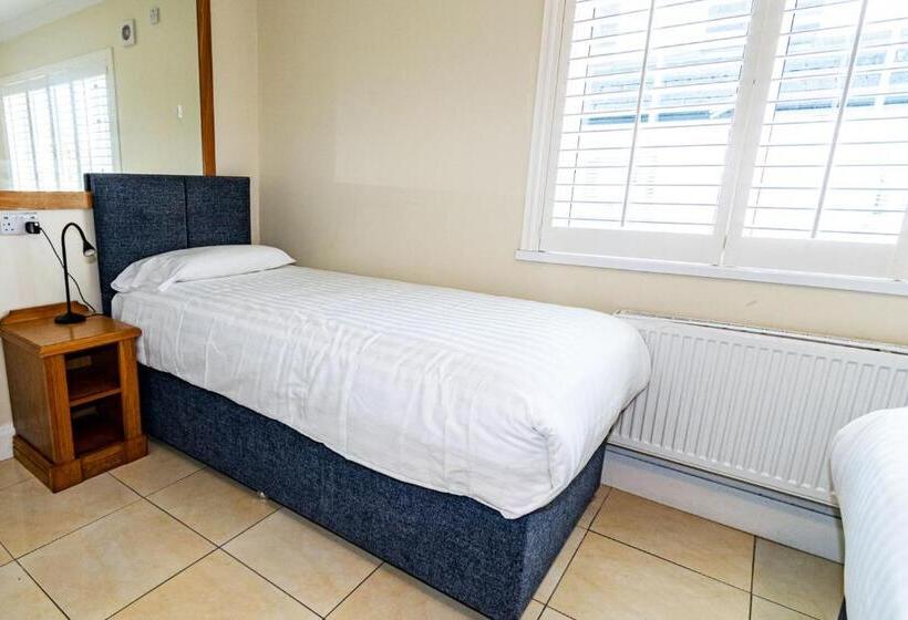 Camera Tripla Standard, Aisling Guest House