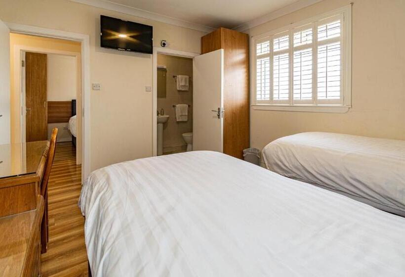 شقة 3 غرف, Aisling Guest House