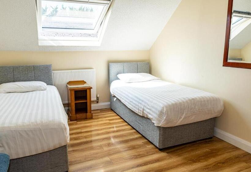 شقة غرفتين, Aisling Guest House