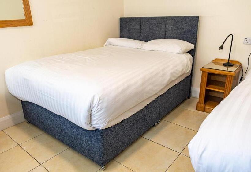 غرفة قياسية رباعية, Aisling Guest House