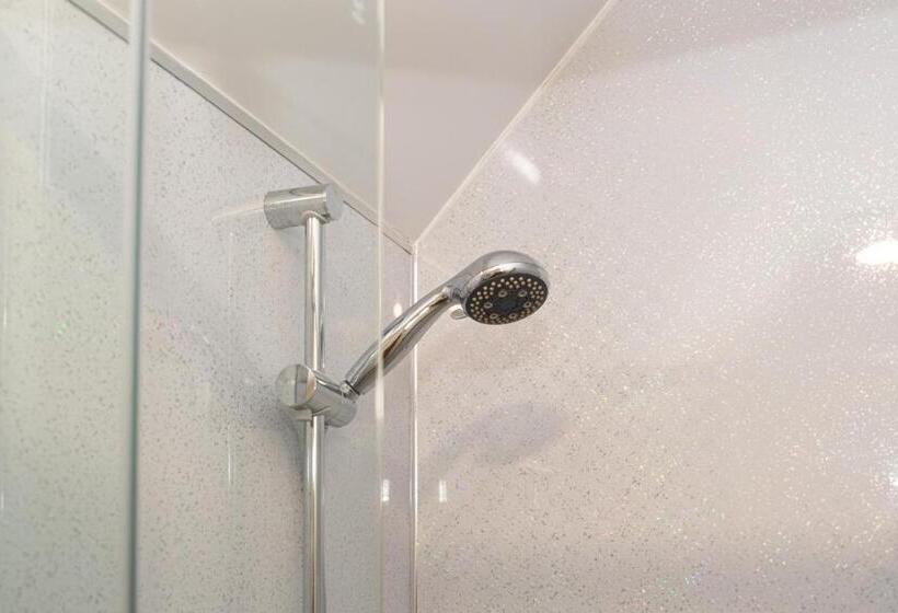 غرفة قياسية رباعية, Aisling Guest House