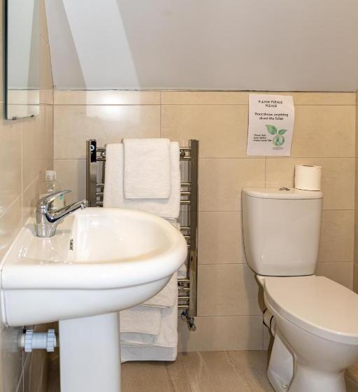 غرفة قياسية رباعية, Aisling Guest House