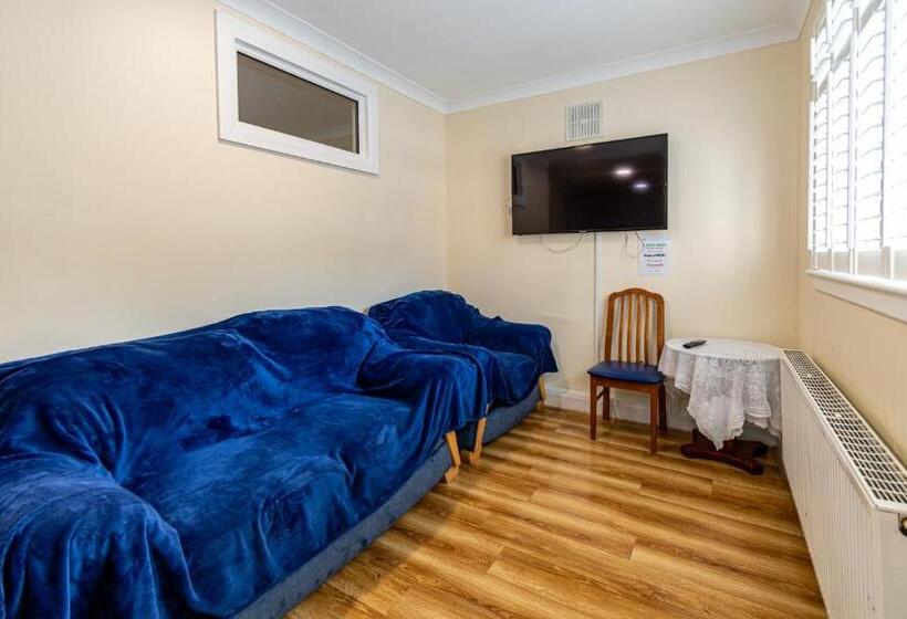 شقة 3 غرف, Aisling Guest House