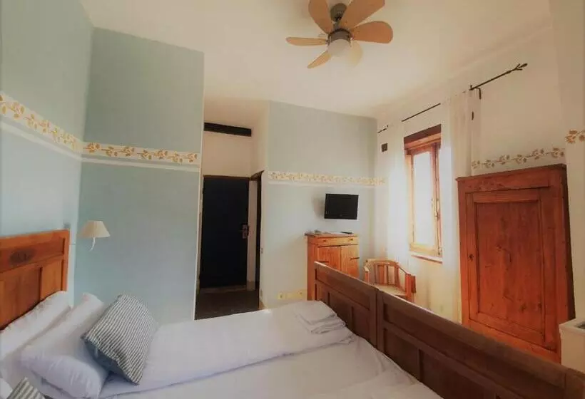 اتاق اکونومی, Borgo Di Tragliata