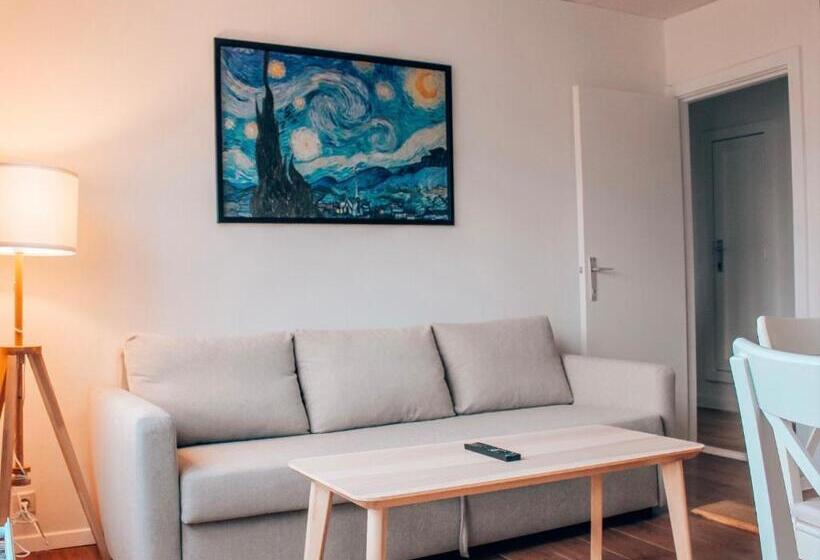 شقة غرفة واحدة, Alpha