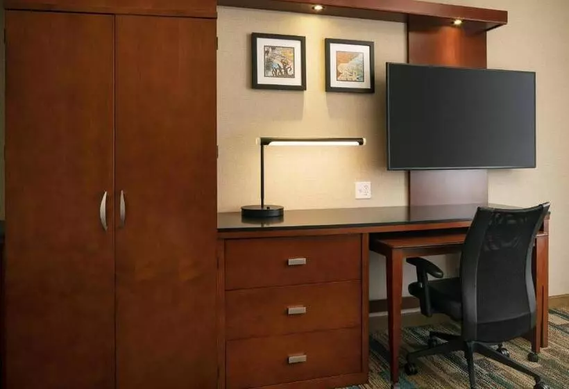 キングサイズベッドのスタンダードルーム, Courtyard By Marriott Santa Barbara Goleta